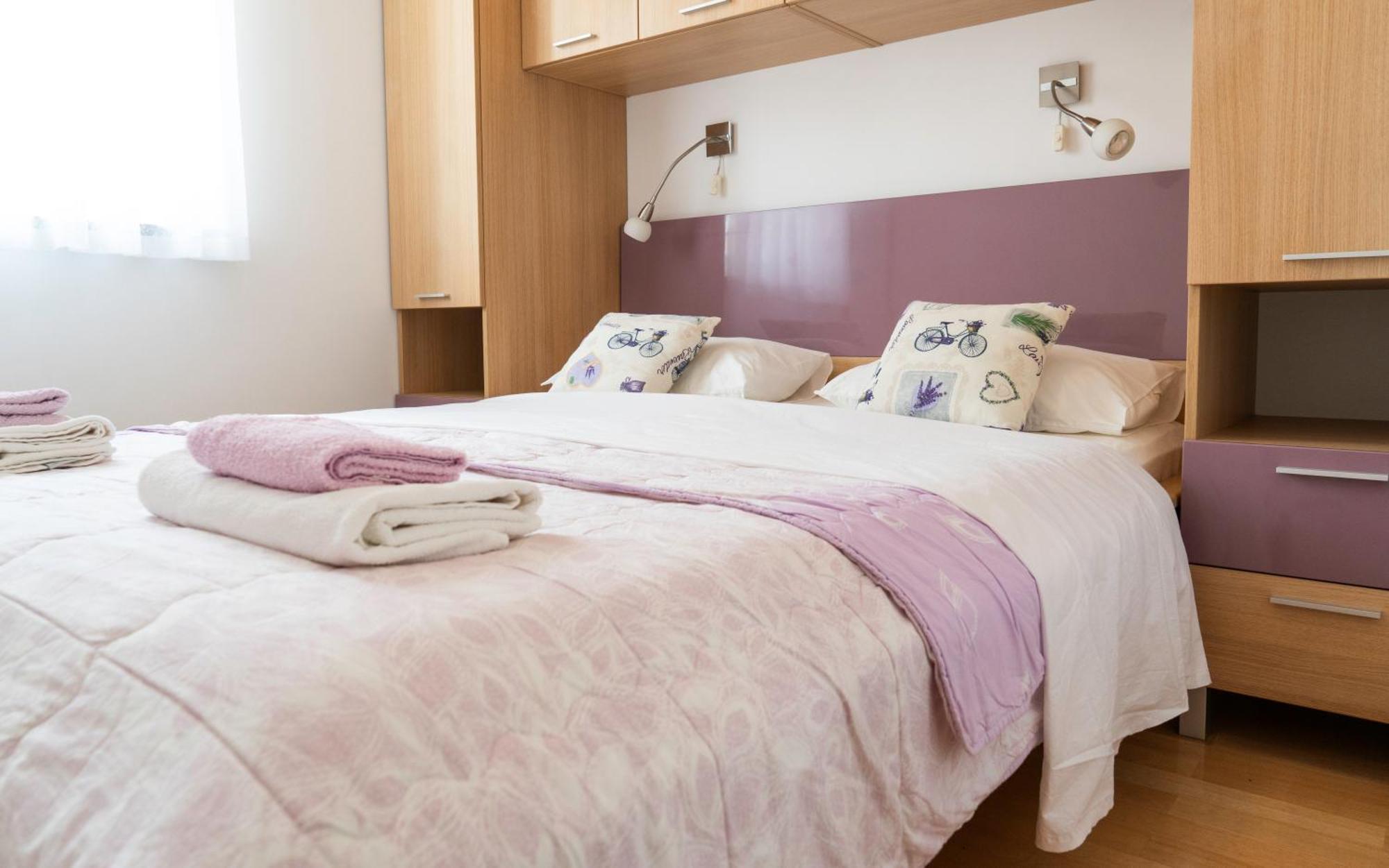 קרס Apartments Lila מראה חיצוני תמונה