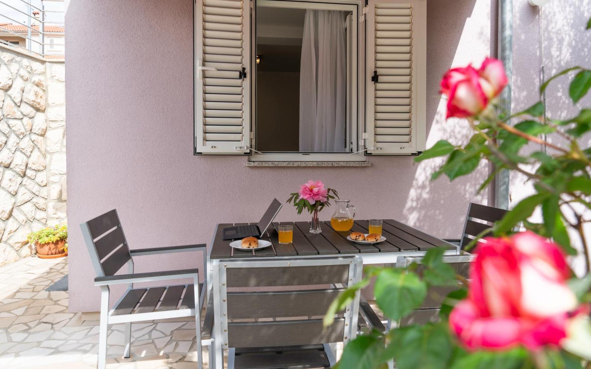 קרס Apartments Lila מראה חיצוני תמונה