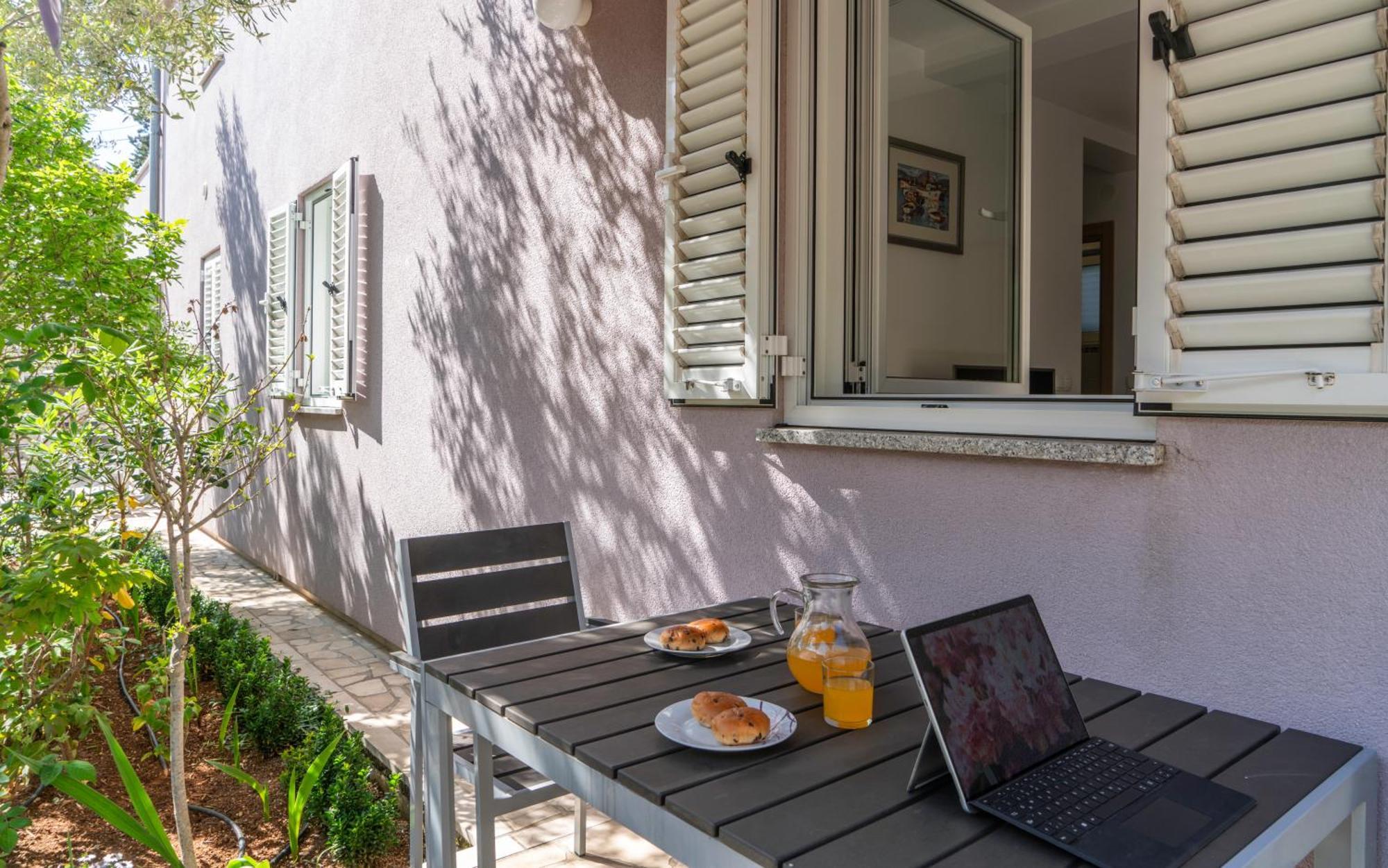 קרס Apartments Lila מראה חיצוני תמונה