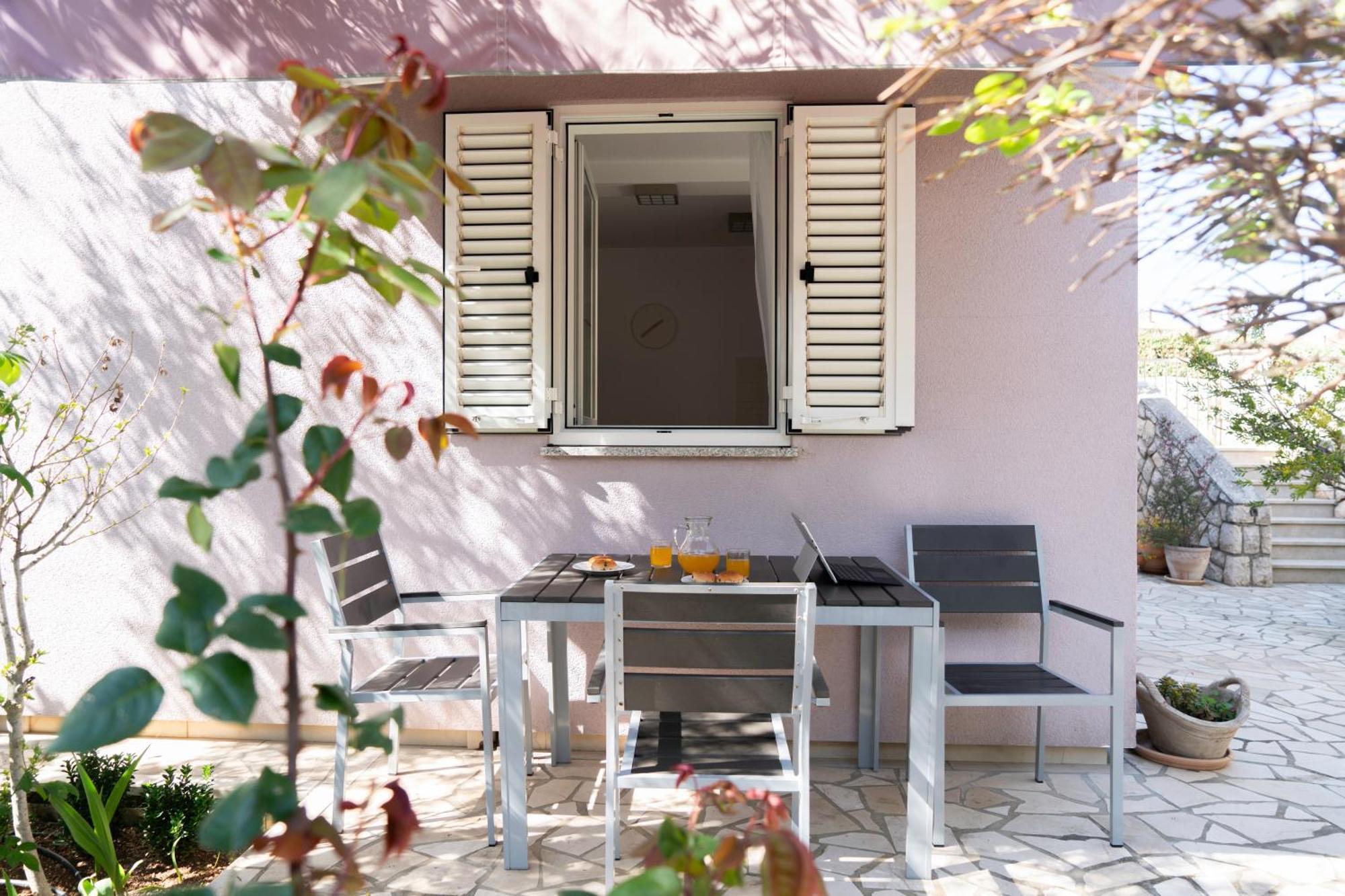 קרס Apartments Lila מראה חיצוני תמונה